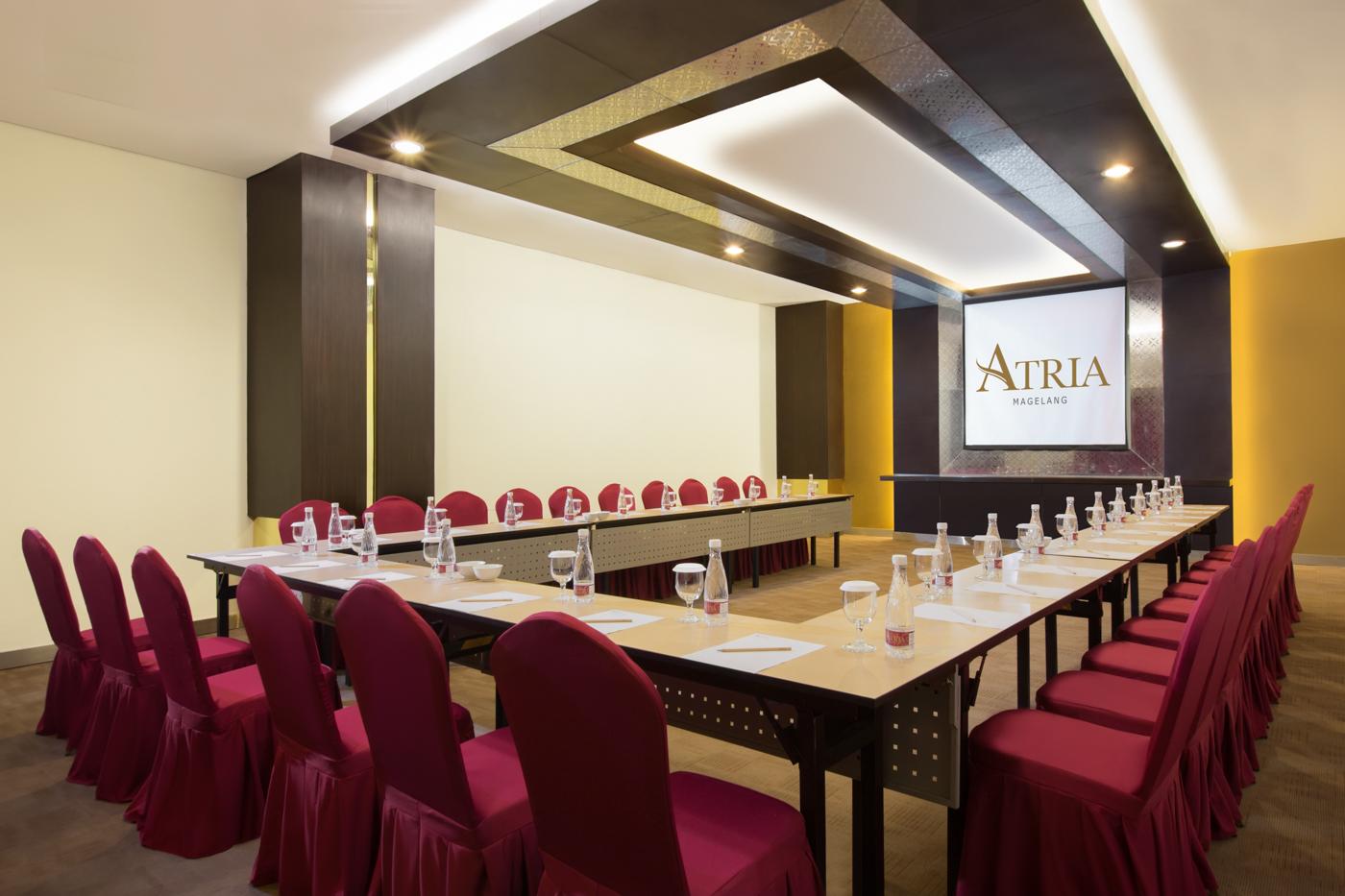 Atria Hotel Magelang Exterior foto