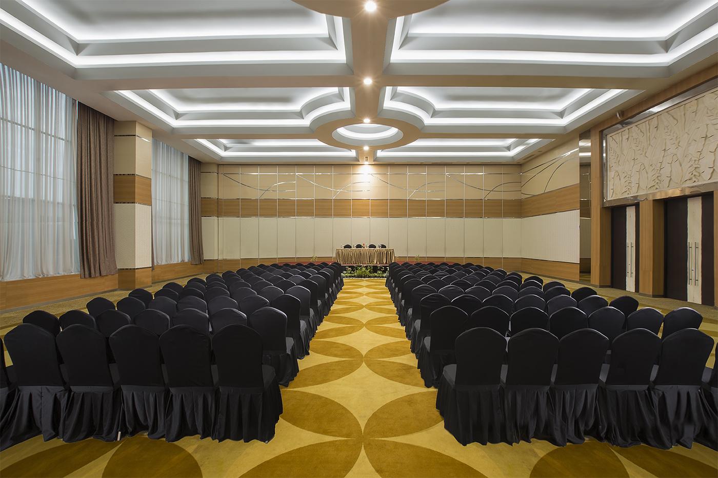 Atria Hotel Magelang Exterior foto