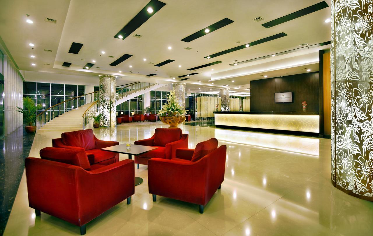Atria Hotel Magelang Exterior foto