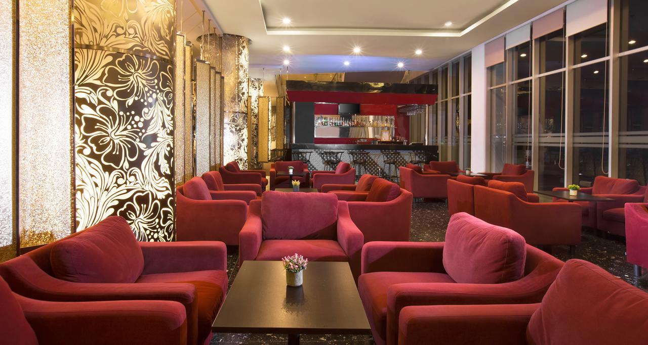 Atria Hotel Magelang Exterior foto